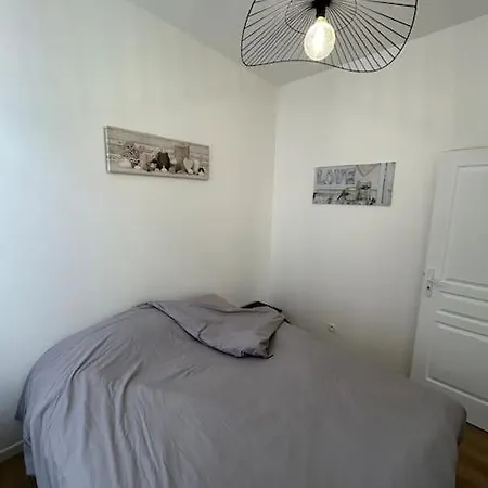 Apartment Entre Gare Et Centre Calais